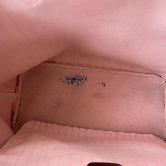 Louis Vuitton Neverfull MM Damier Ebene | Rose Ballerine Interior - Picture 6 of 11